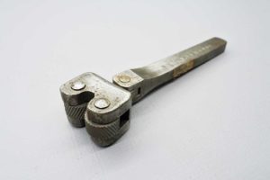 Vintage Double Knurling Tool, 6" Long