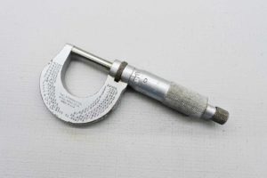 Starrett USA No. 230 0 - 1" Micrometer .0001"
