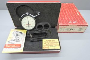 Starrett USA No 1015A Portable Dial Hand Gauge