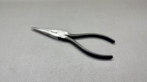 Utica USA 654-6 Needlenose Pliers In Good Condition