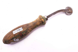 Leather pin wheel cutter, 3/4" round