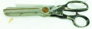 Pinking Shear Corp Nyc, 11".