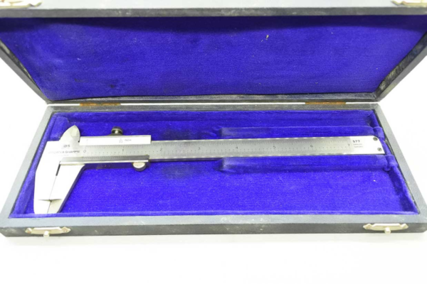 Brown & Sharpe Swiss Made 7" Vernier No. 577,