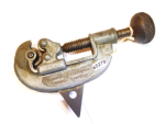 Ridged #000 tube cutter