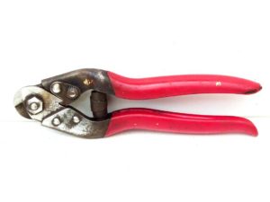 Felco Swiss C7 Cutter.