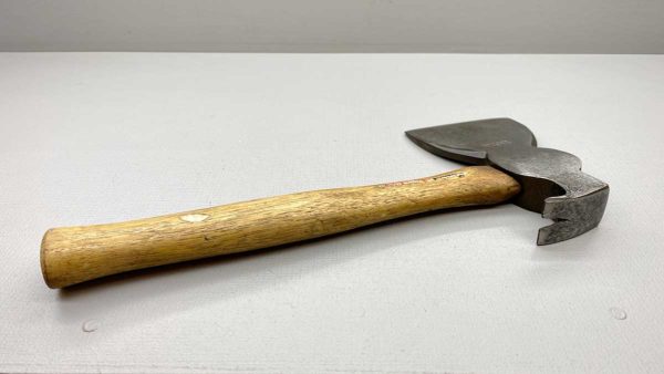 Vaughan USA Hatchet With Claw Good Handle