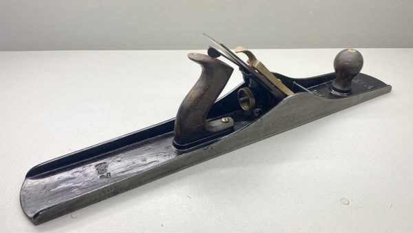 Stanley Bailey No 7 Bench Plane With V Logo Cutter