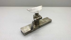 Small 80mm Crescent Lathe Tool Rest - 180mm overall length - Clamps Down Well