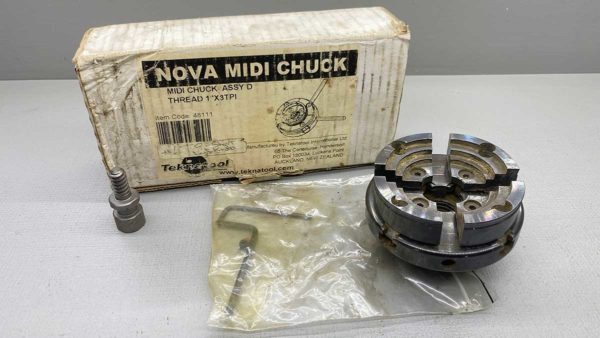 Nova Midi Chuck Thread 1" x 8 TPI