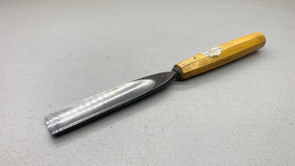 30 mm No6 Gouge Chisel With Good Handle