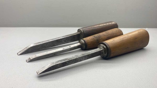 Ward Pig Sticker Chisels In Good Condition