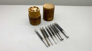 Starrett Pin Punch Set Of Eight In Wood Box In good Condition