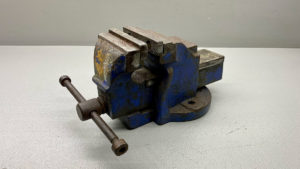 3" Heavy Duty Vice From ESS - VEE Requires Cleaning