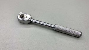 Indestro No 6272 USA 3/8" Drive Ratchet Smooth Positive movement In Good Condition