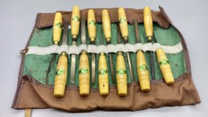 Vintage Henry Taylor Acorn Brand Carving Chisel Set In Top Condition - Hours Of Fun with This quality set