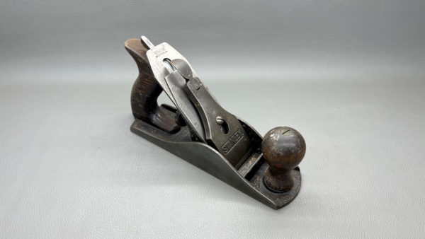 Stanley Bailey No 4 Bench Plane Good Tote and Knob Made in USA