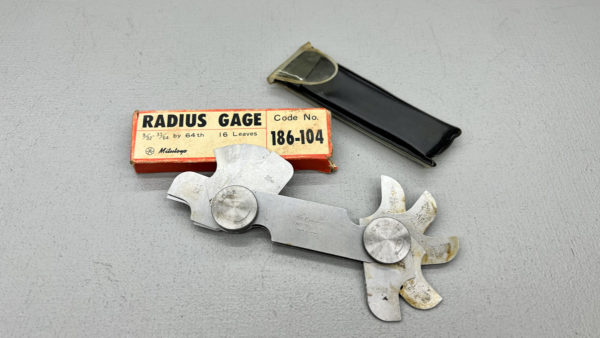 Mitutoyo 186-104 Radius Gage Set 16 Leaves, 9/32 To 33/64 By 64Ths.