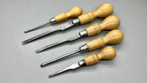 Cabinet Makers Screwdrivers Set Of 5 In Good Condition
