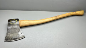 Snow & Nealley Axe & Handle With 4 1/2" Edge Great Balance A Good Looking Axe