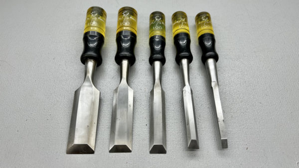 Buck Bevel Edged Chisels In Good Condition Sizes - 32mm 25mm 16mm 13mm and 6mm 