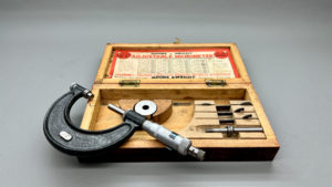 Moore & Wright No 940x Micrometer Made In England IOB measures 0 - 2" In good Condition With Ratchet Stop