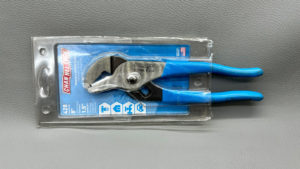Channellock 8" Pliers No 428 In New Condition 1.5" Capacity