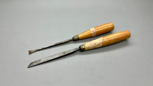 Pair Of Carving Chisels M & C London & No 5 J B Addis Prize Medal