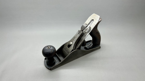 Stanley Bailey No 3 Patented Bench Plane Long Length to Cutter In Good Condition