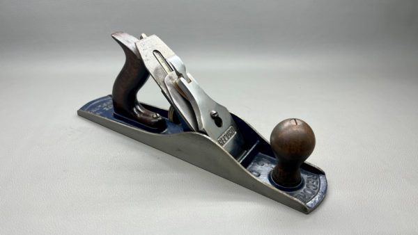 Record No5 Bench Plane With Nice Tote & Knob Good length on Cutter Made in England