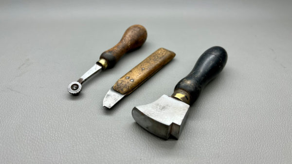 Leather Tools Various In Good Condition