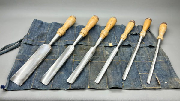 Greenlee Gouge Chisels Set Of Six In Wrap In Good Condition 1/4 - 3/8 - 1/2 - 3/4 - 1 -  and 1 1/2