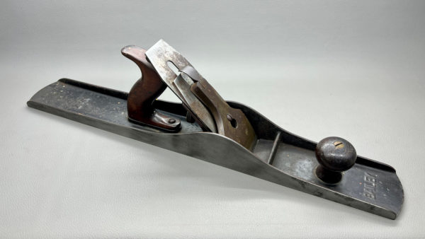 Stanley Bailey USA No 7C Bench Plane Good Tote & Knob In Good Condition  Has Mark On Rear Of Mouth Shown - Will Not Effect Cut