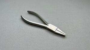 Steel Pliers Round & Flat Mouth 7mm Wide 160mm Long In Top Condition