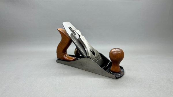 Stanley No 4 Bench Plane Made In England Great Matching Tote & Knob Good length to cutter