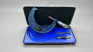 Moore & Wright No 966B 2-3" Micrometer Ratchet Stop Grad 0.0001 In Good Condition