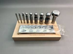 Oval & Round Dapping Kit 3mm to 24mm In Timber Base In Good Condition