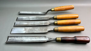 Stormont & M. B. Chisel Set In Good Condition 1 1/2" Shallow Gouge 1 1/2" Mortice 1 1/4" Mortice 1 3/16" Shallow Gouge 1" Crankshaft Gouge