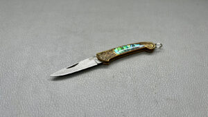 Damascus Pocket Knife With Inset 2 1/2" Blade 5 1/2" Overall Length When Open In Top Condition