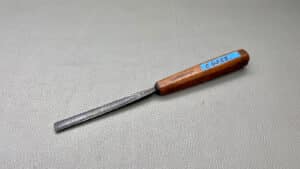 S J Addis No 4 Carving Chisel 10mm Good Handle 220mm Long