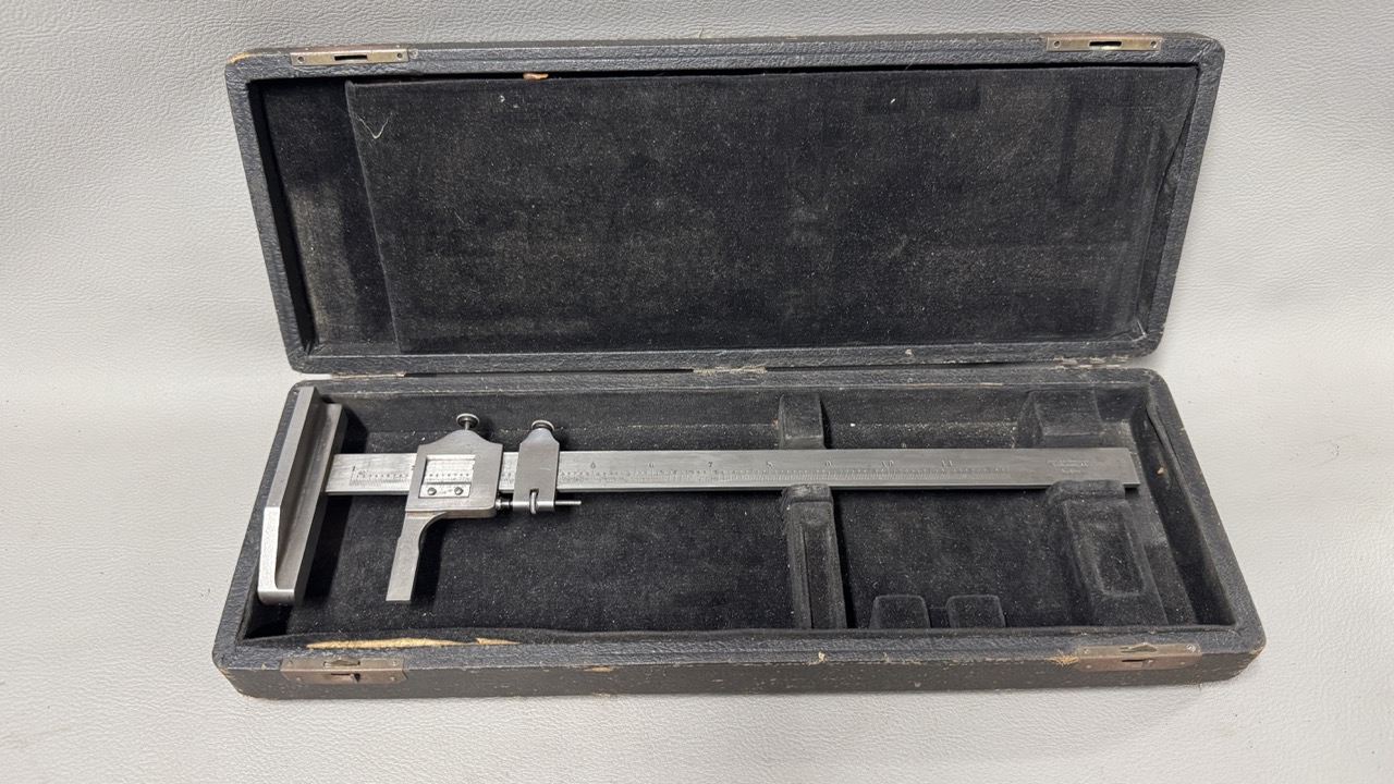 Rare Large Starrett No 454 Height Gauge