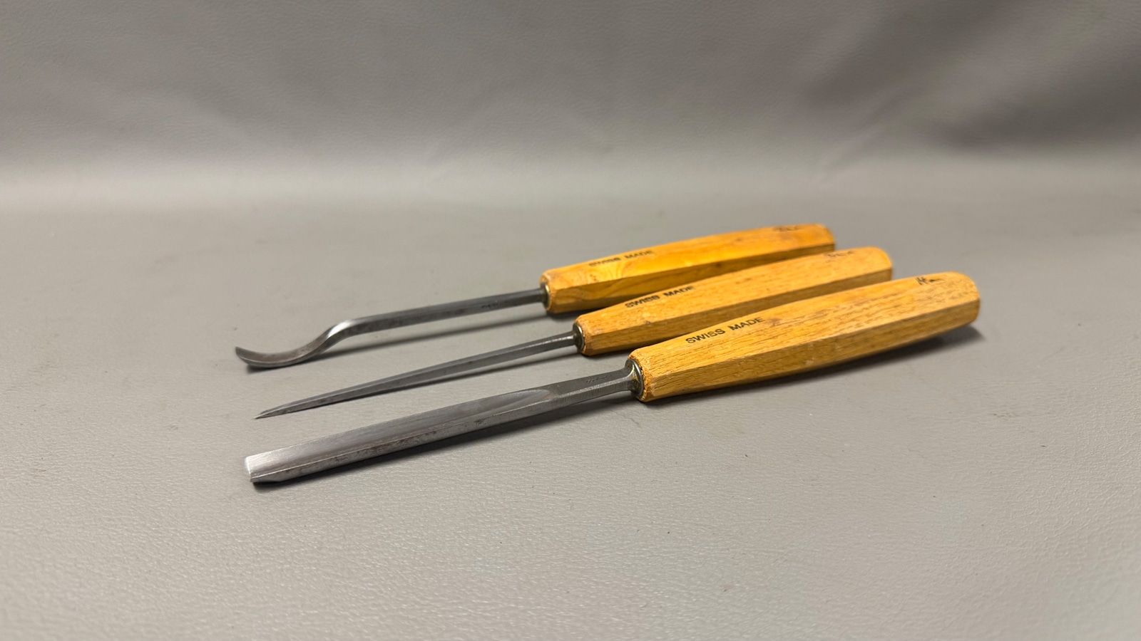 Swiss Made Gouge Chisels In Top Condition - Image 3