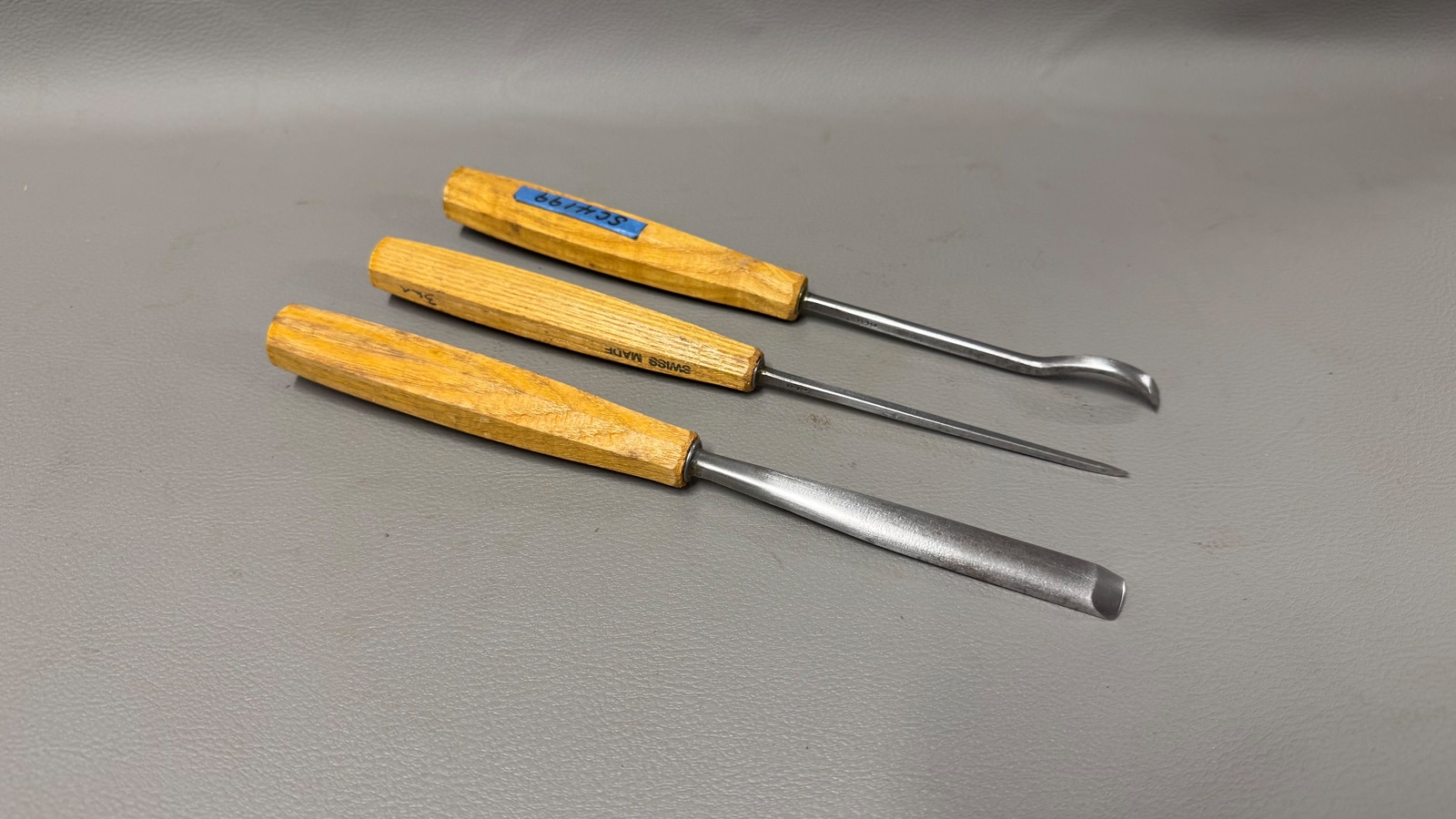 Swiss Made Gouge Chisels In Top Condition - Image 2