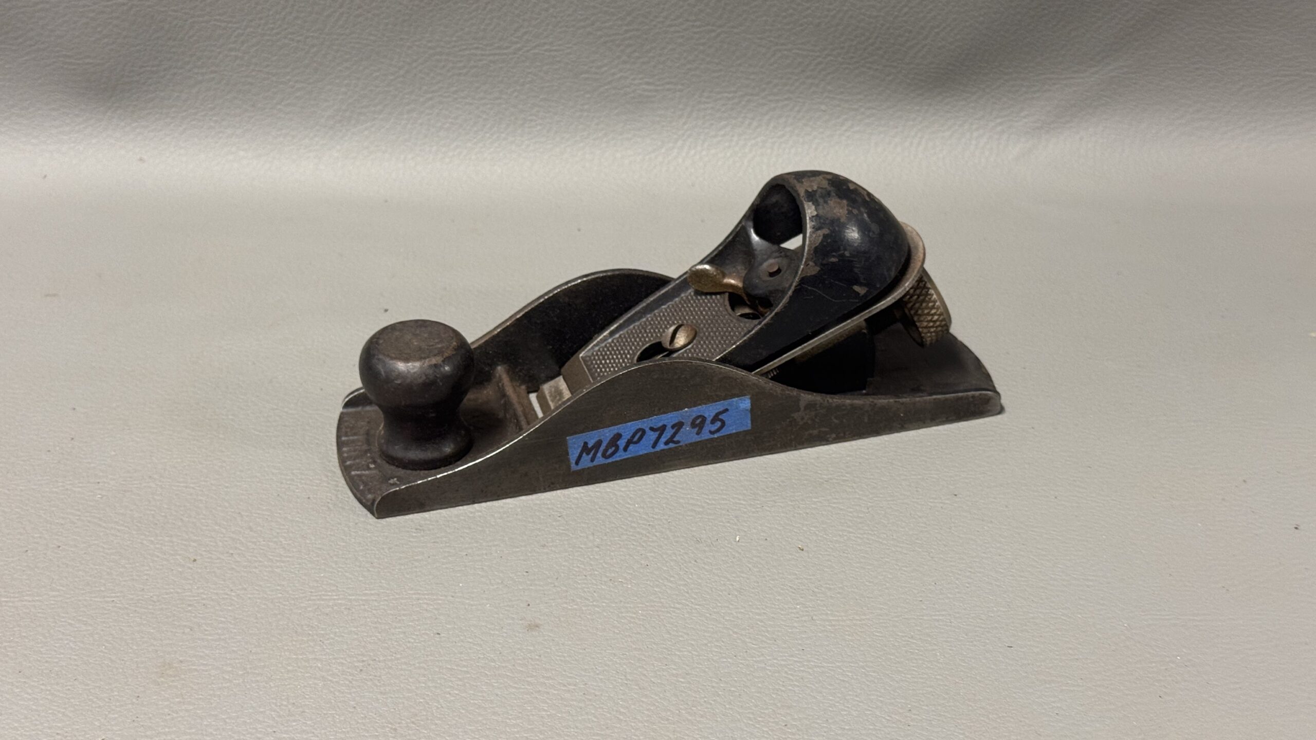 Stanley No 220 Block Plane In Good Condition - Image 2