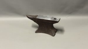 7.7 Pound Anvil In Good Condition